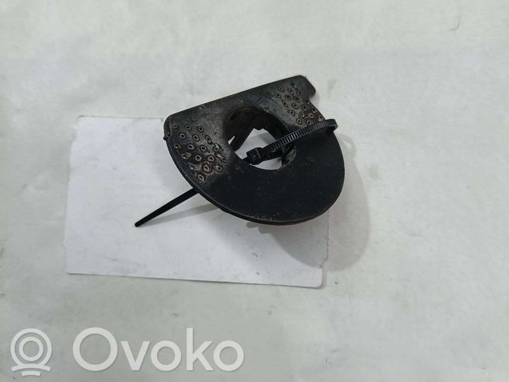 Tesla Model 3 Soporte del sensor de aparcamiento delantero (PDC) 
