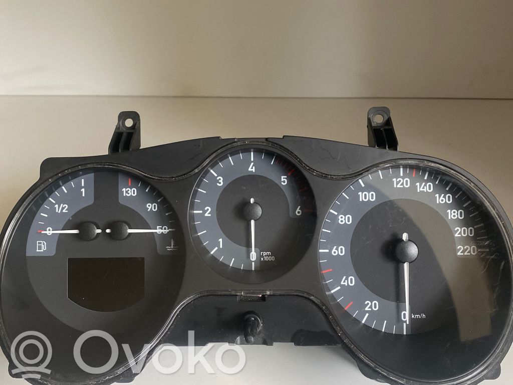 Seat Leon (1P) Speedometer (instrument cluster) 