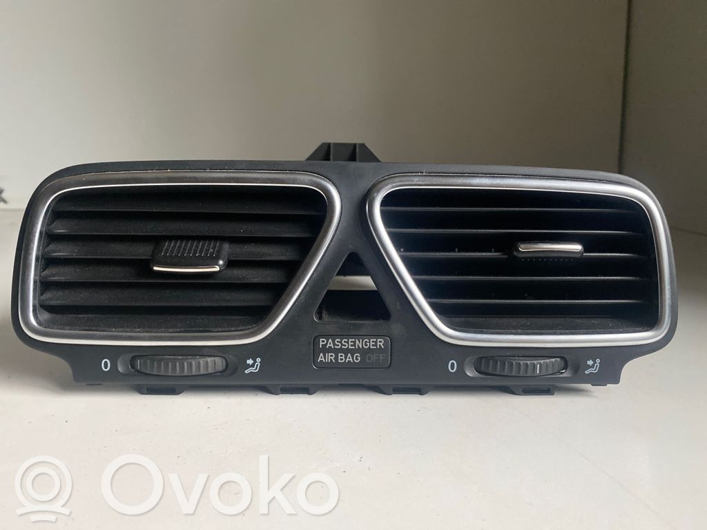 Volkswagen Scirocco Grille d'aération centrale 