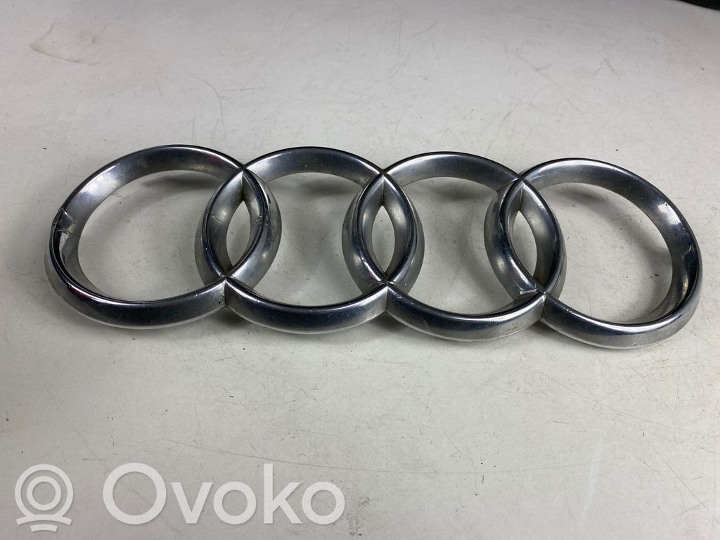 Audi A6 S6 C6 4F Herstelleremblem 