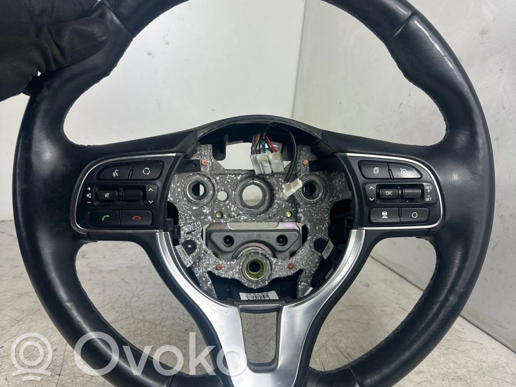 KIA Optima Stūre 
