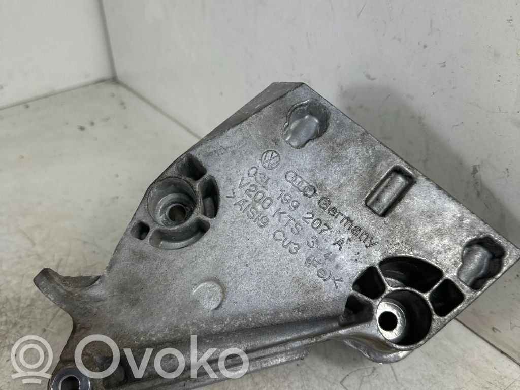 Volkswagen Polo V 6R Engine mounting bracket 