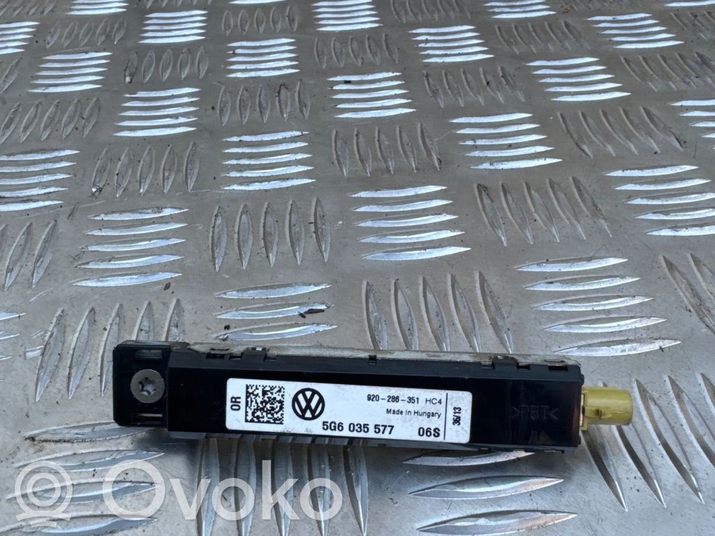 Volkswagen Golf VII Amplificator antenă aeriană 