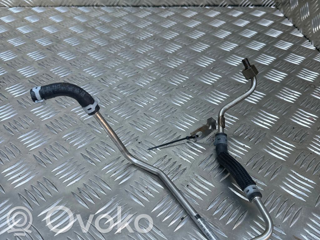 Audi Q3 8U Fuel line pipe 