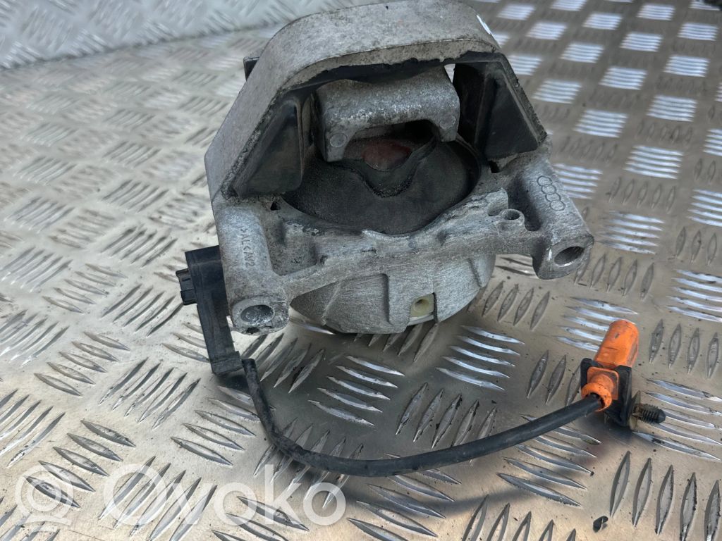 Engine mount bracket   MP5428