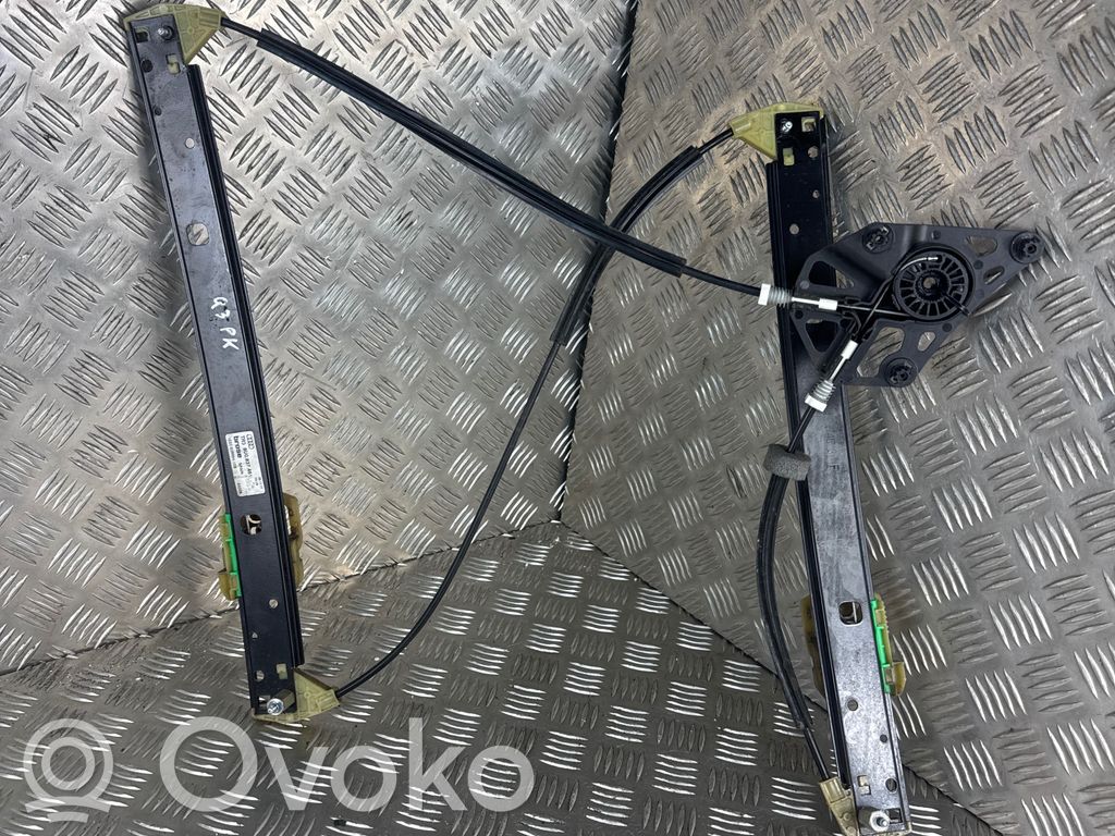 Audi Q3 8U Mechanizm podnoszenia szyby przedniej bez silnika 