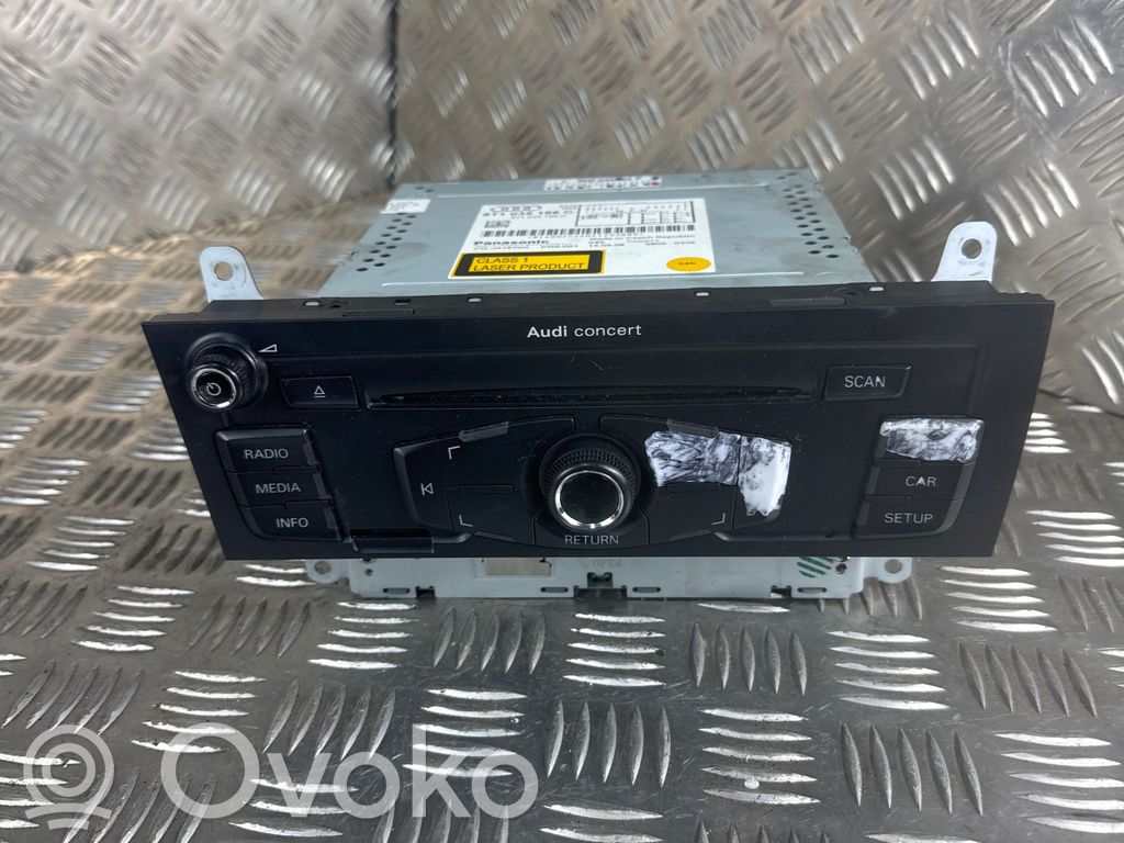Panel / Radioodtwarzacz CD/DVD/GPS   8T1035186C,CQJA1870G