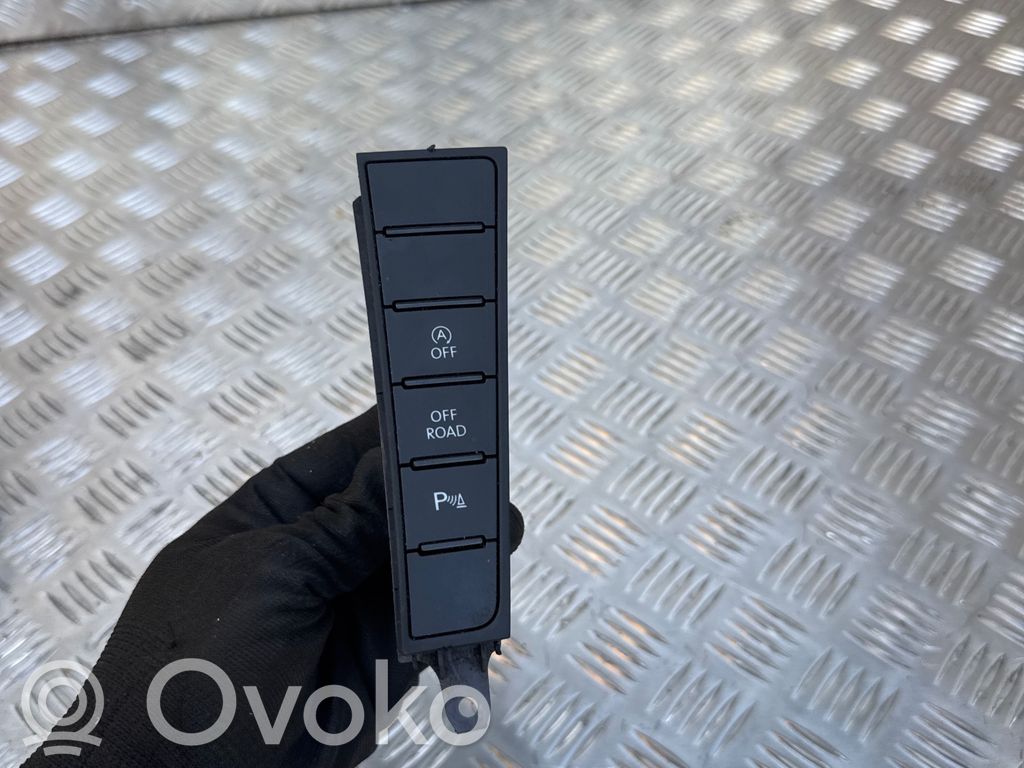 Volkswagen Passat Alltrack Un conjunto de interruptores 