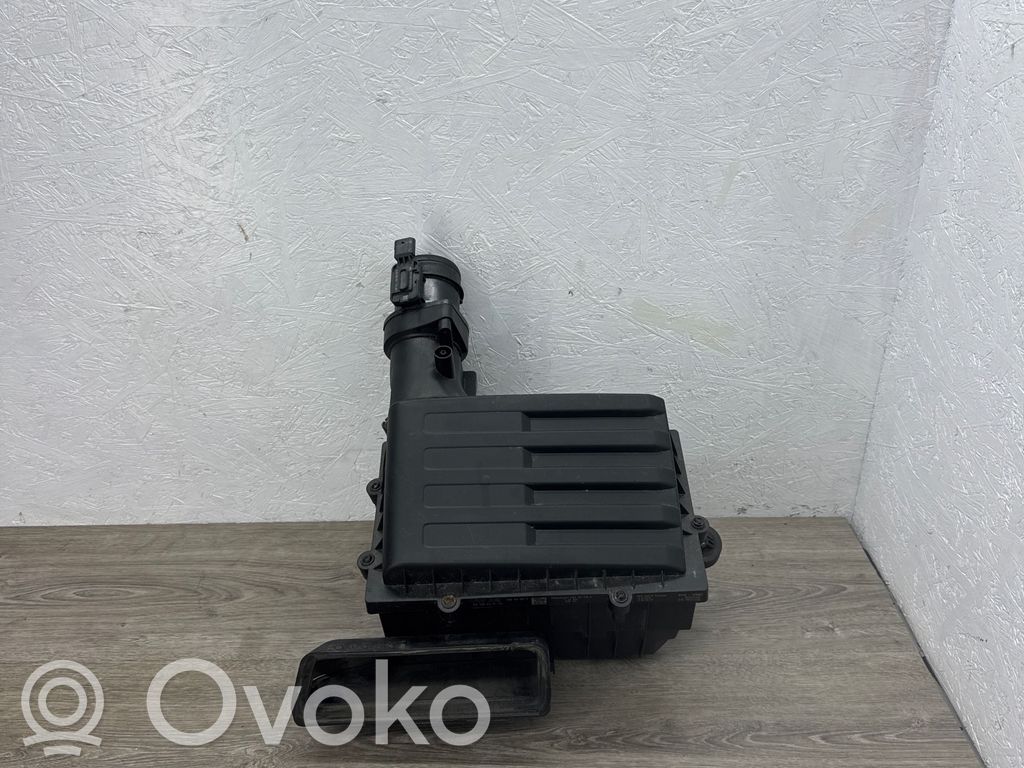 Skoda Octavia Mk3 (5E) Air filter box 