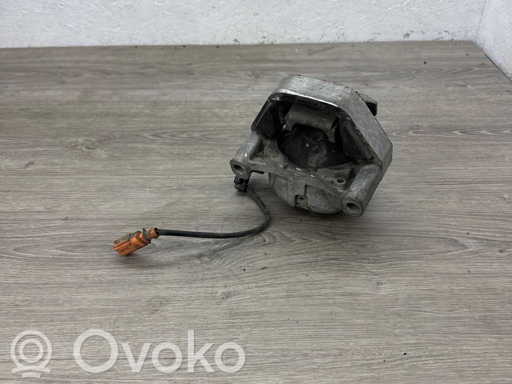 Audi A6 S6 C7 4G Engine mount bracket 