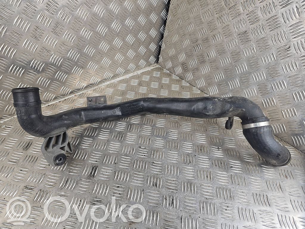 Volkswagen Touran I Intercooler hose/pipe 
