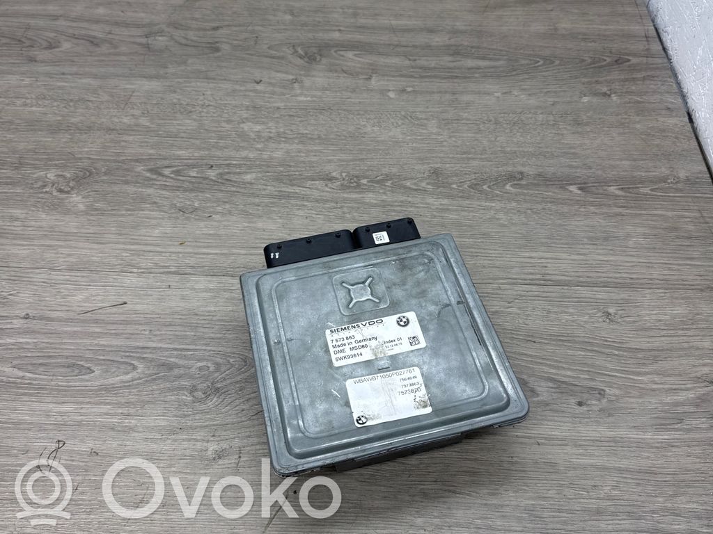 Unidad de control/módulo del motor   7573863,7573870,5WK93614