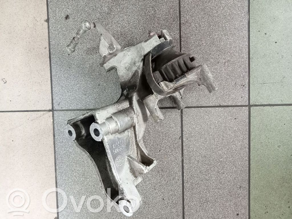 Saab 9-3 Ver2 Engine mount bracket 