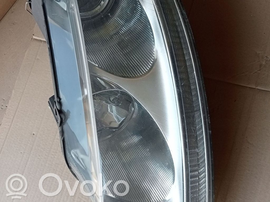 Volkswagen Phaeton Phare frontale 
