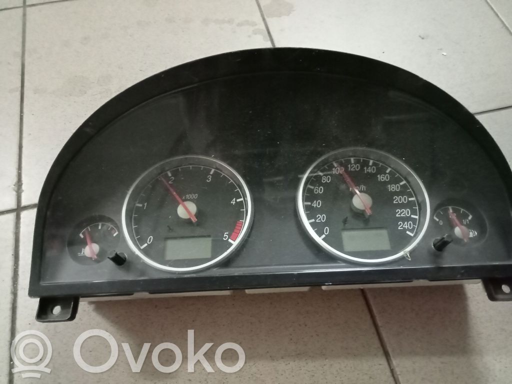 Ford Mondeo Mk III Speedometer (instrument cluster) 