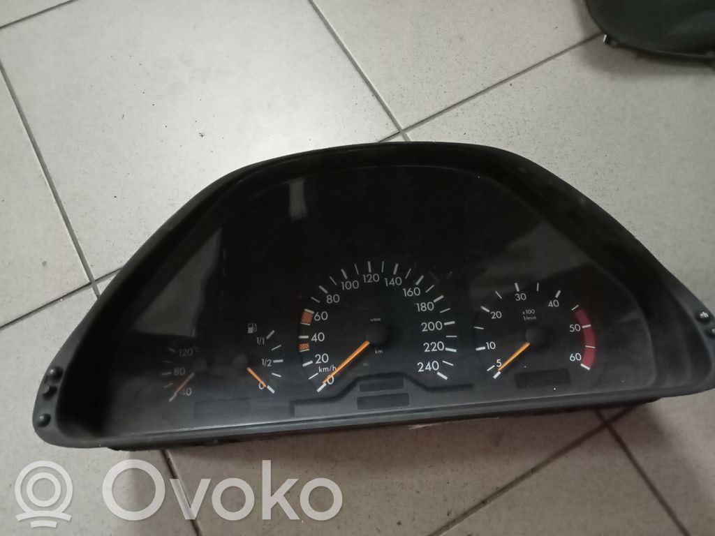 Mercedes-Benz E W210 Speedometer (instrument cluster) 