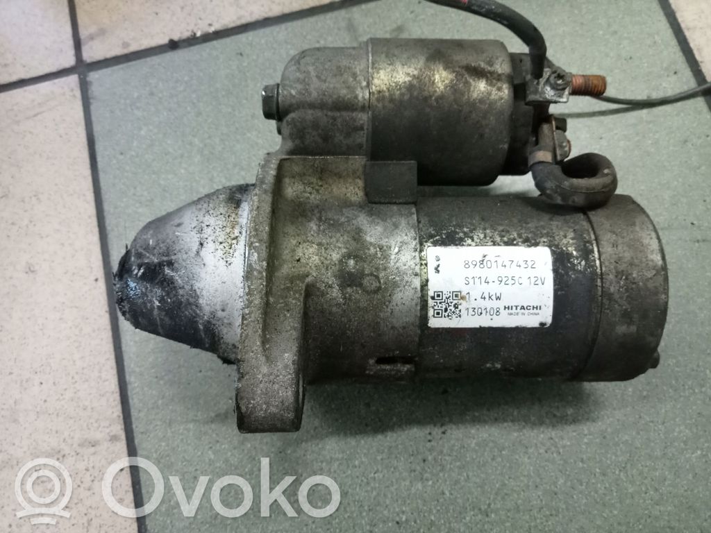 Opel Astra J Starter motor 