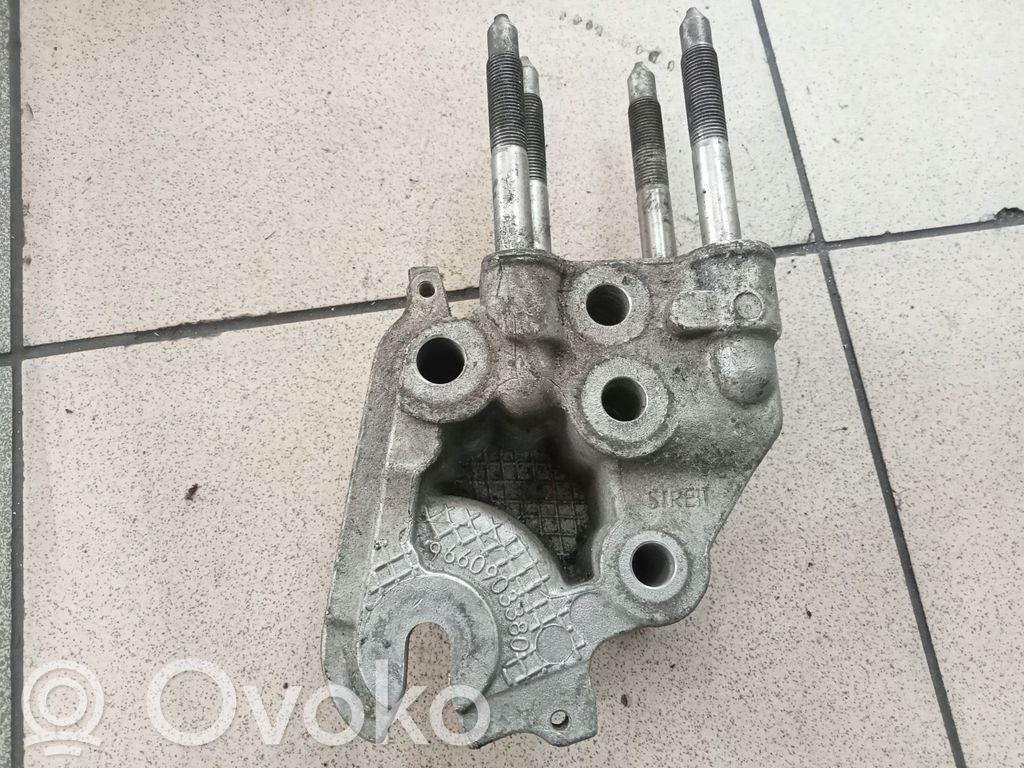 Łapa / Mocowanie silnika   9660903380,1846C4