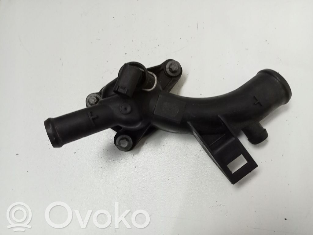Opel Astra J Termostats / termostata korpuss 