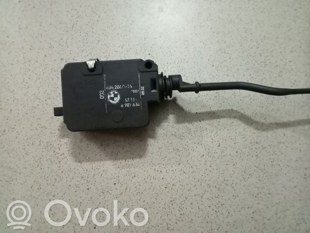 BMW X3 E83 Fuel tank cap lock 