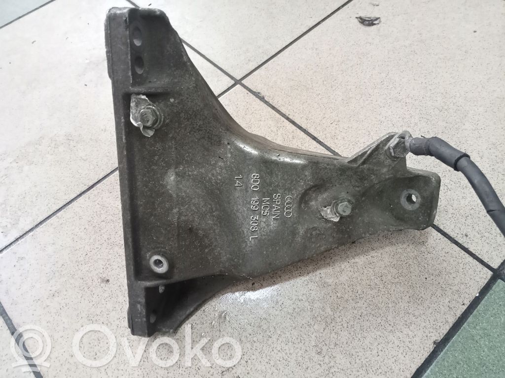 Engine mounting bracket   8D0199308L