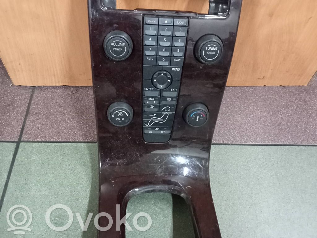 Head unit multimedia control   000