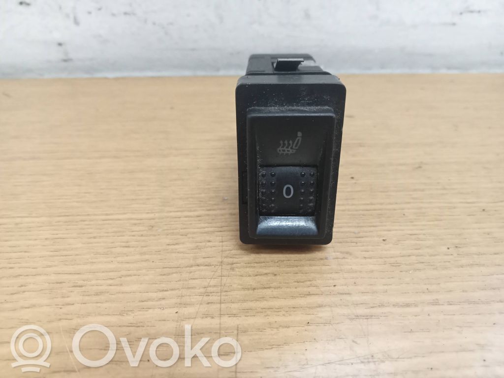 Skoda Superb B5 (3U) Seat heating switch 