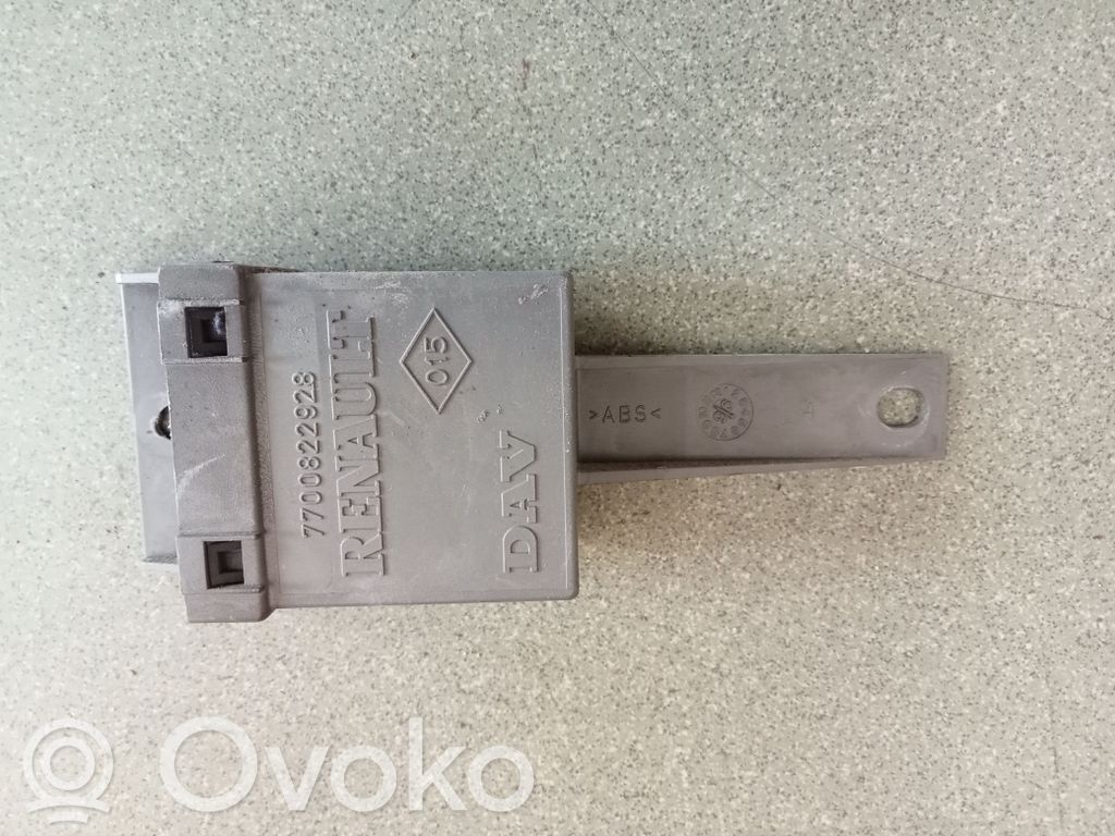 Renault Trafic II (X83) Door control unit/module 