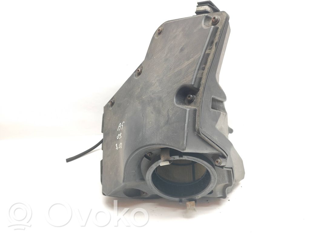 Audi A4 S4 B8 8K Obudowa filtra powietrza 