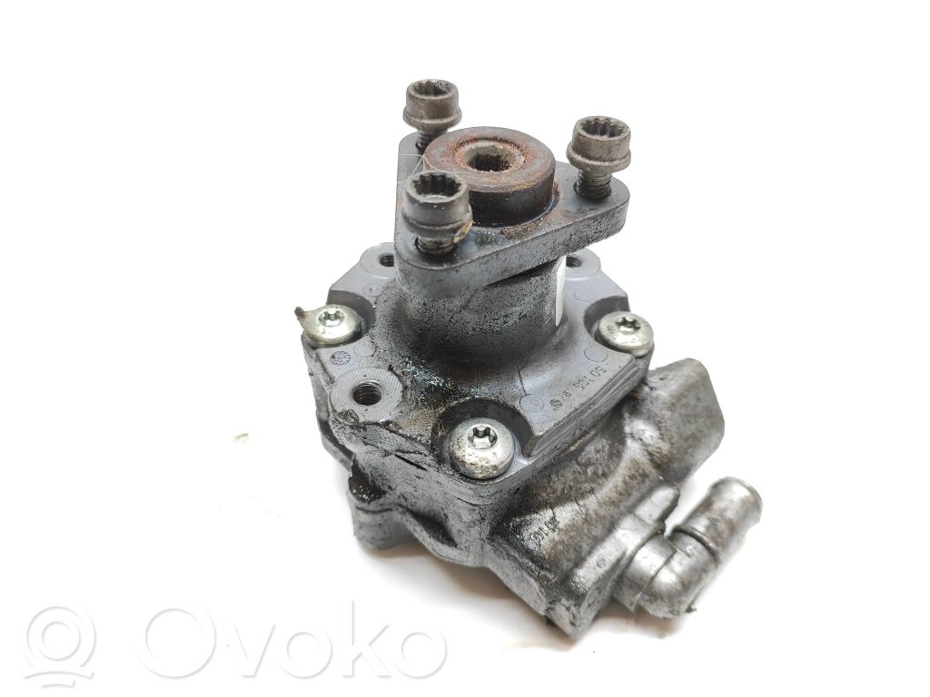 Audi A4 S4 B8 8K Ohjaustehostimen pumppu 