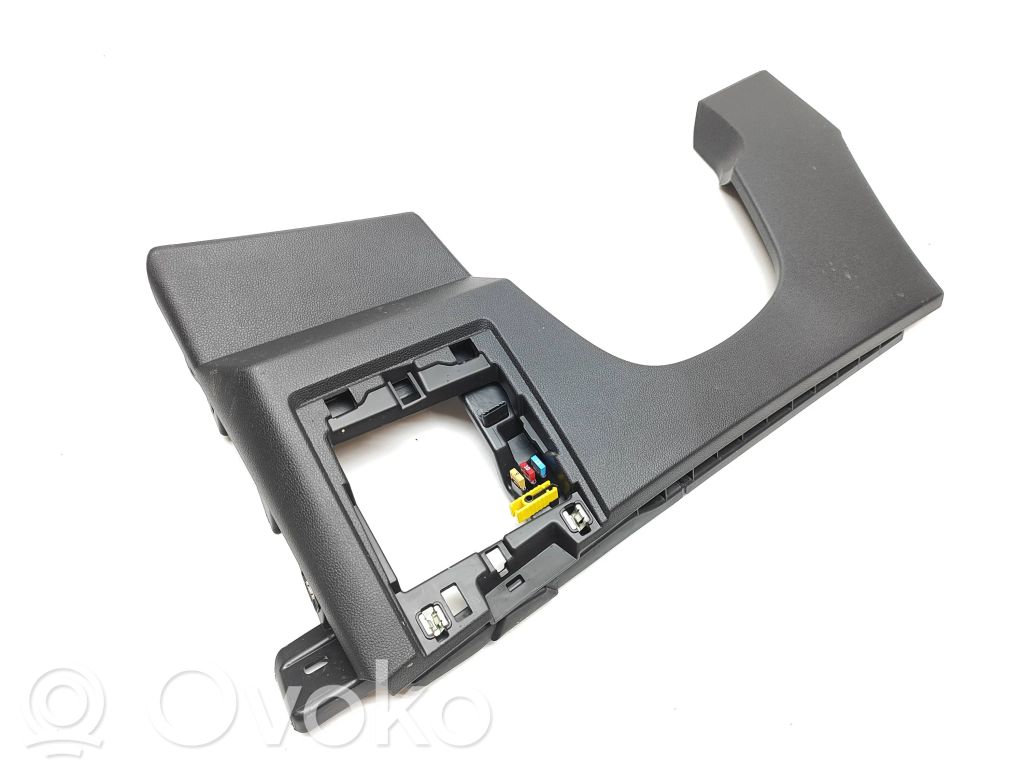 Renault Clio V Panel trim 