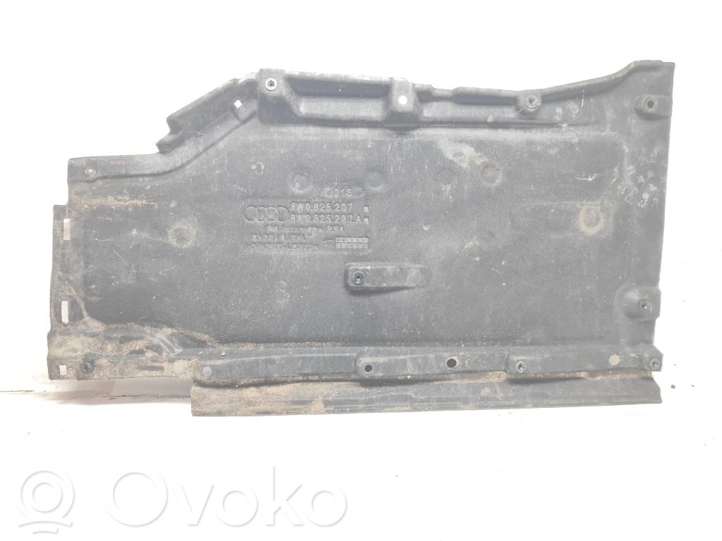 Audi A4 S4 B9 Osłona boczna podwozia 
