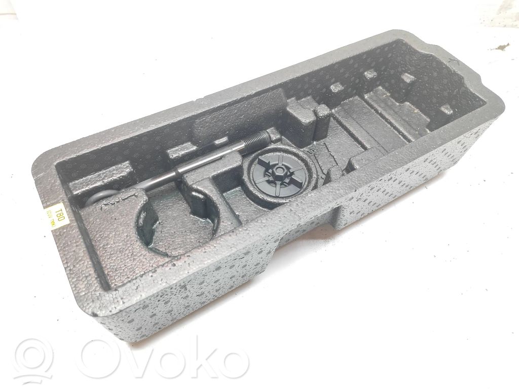 KIA Stonic Boîte à outils 