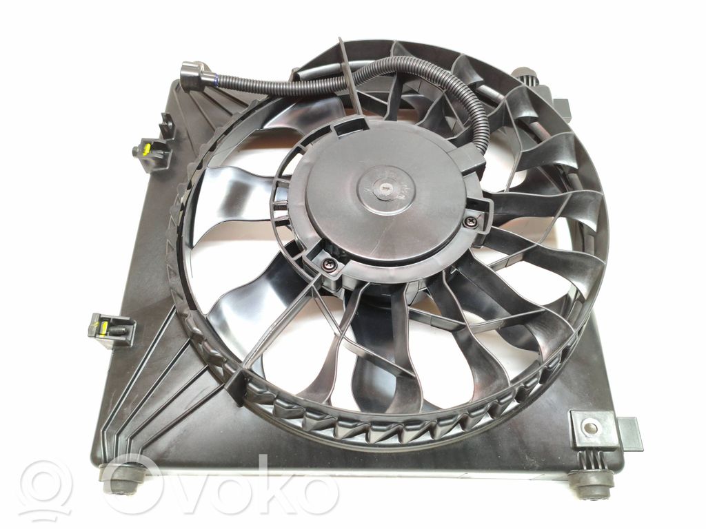Tesla Model S Elektrisks radiatoru ventilators 