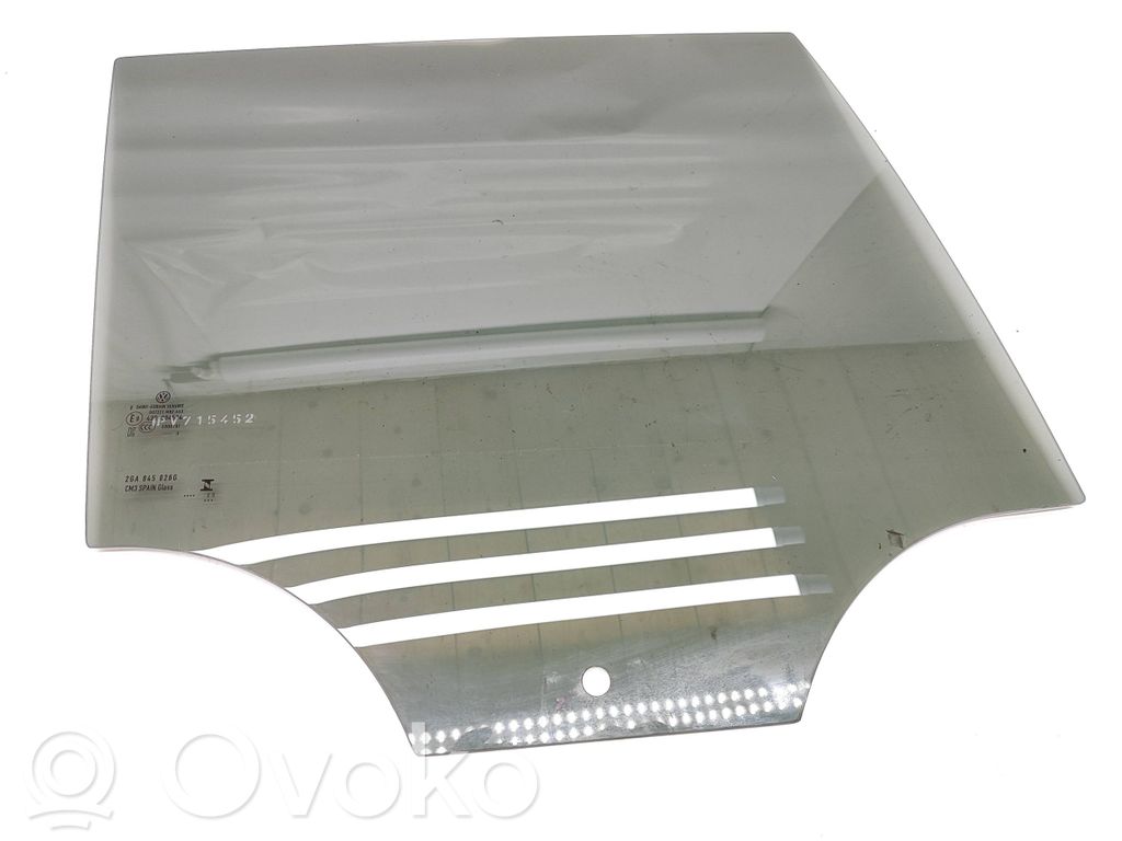 Volkswagen T-Roc Rear door window glass 