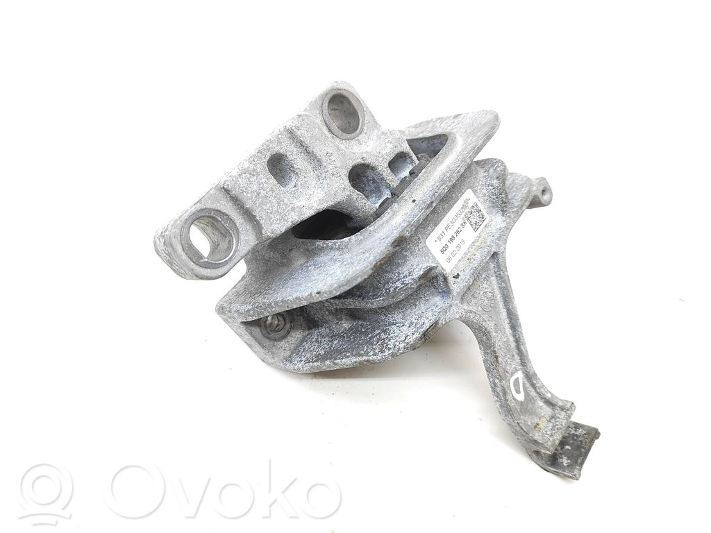 Engine mount bracket   5Q0199262BK,06022019