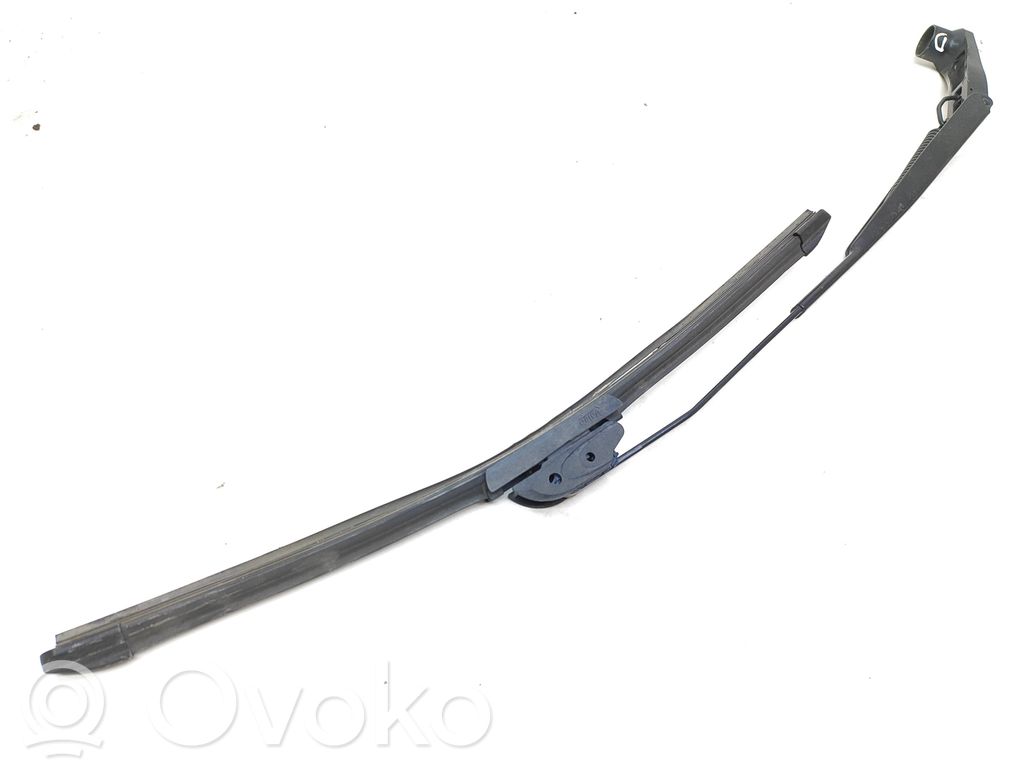 Dodge Challenger Front wiper blade arm 