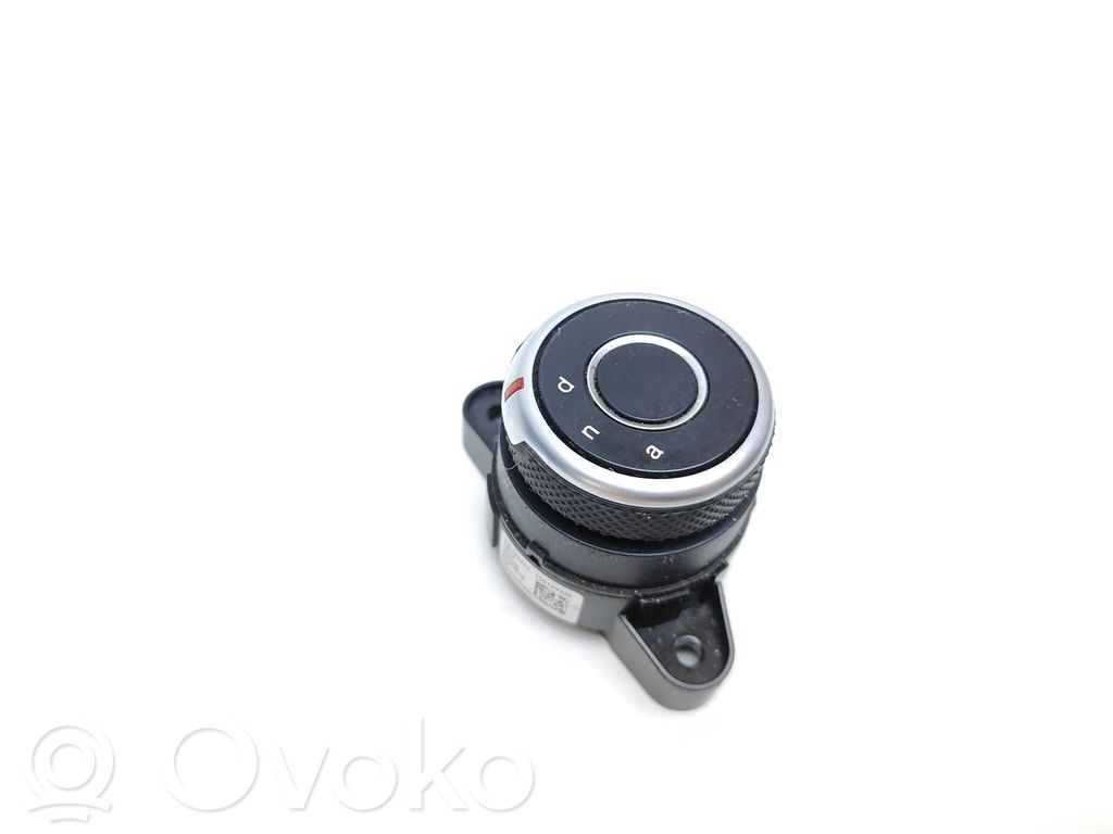 Alfa Romeo Stelvio Other switches/knobs/shifts 