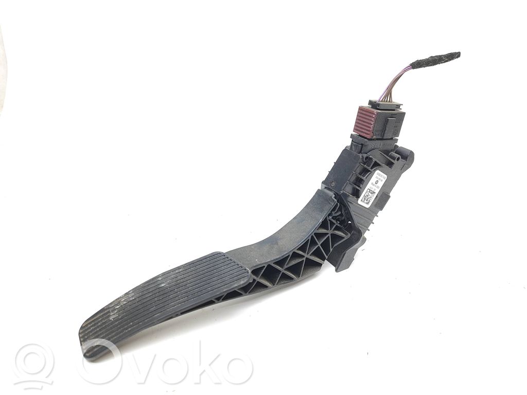 Akceleratoriaus pedalas   04581677AB,157701,93446300