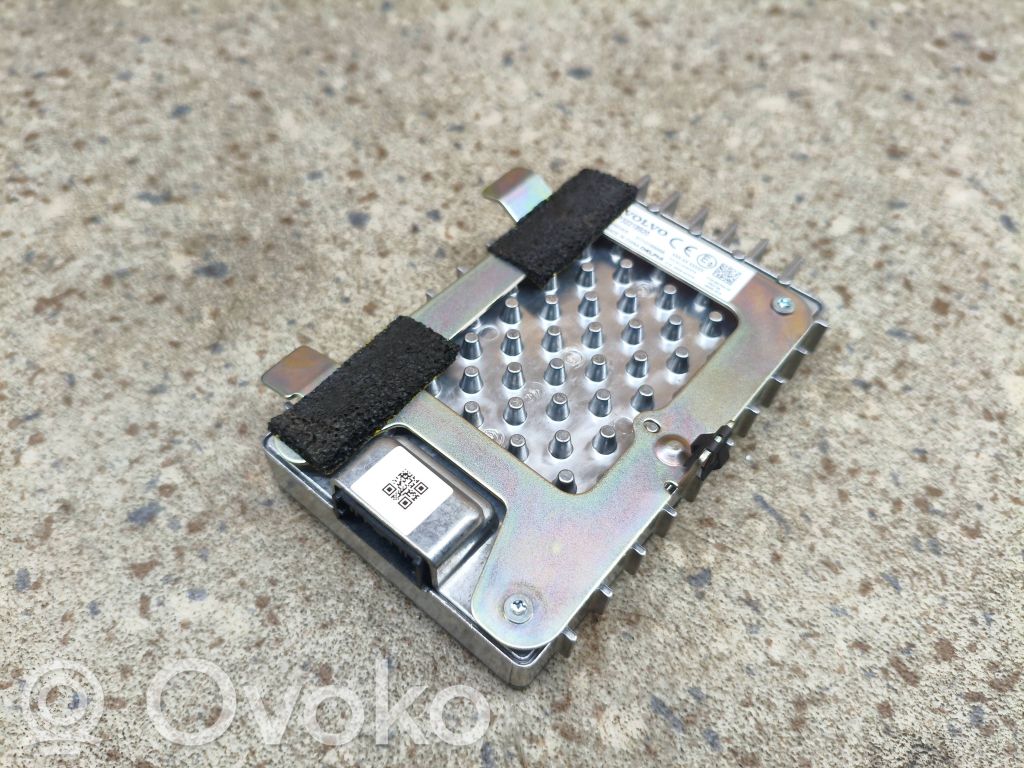 Volvo XC40 Wireless charging module 