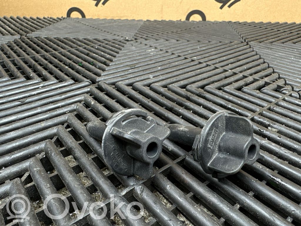 Ford Edge II Staffa del pannello di supporto del radiatore 