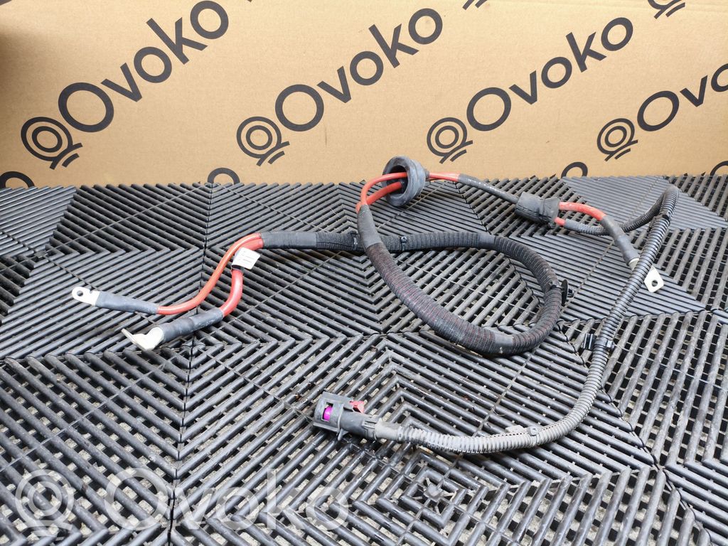 Audi Q7 4M Cable positivo (batería) 