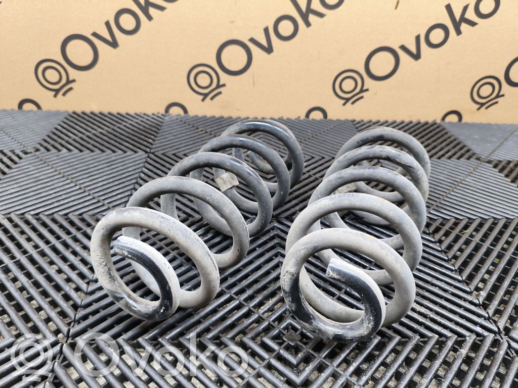 Audi Q7 4M Arc elicoidal spate 