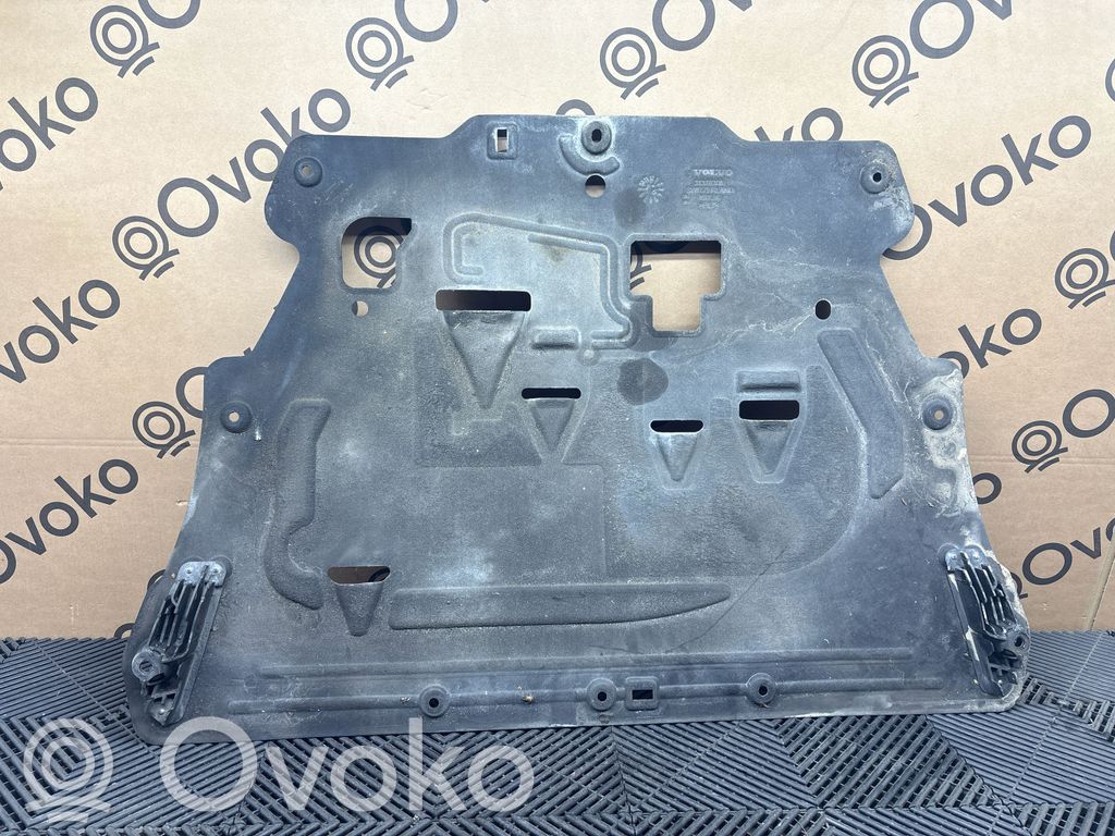 Volvo XC90 Protecție inferioară motor