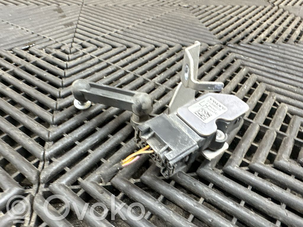 Volvo XC90 Senzor nivel far 