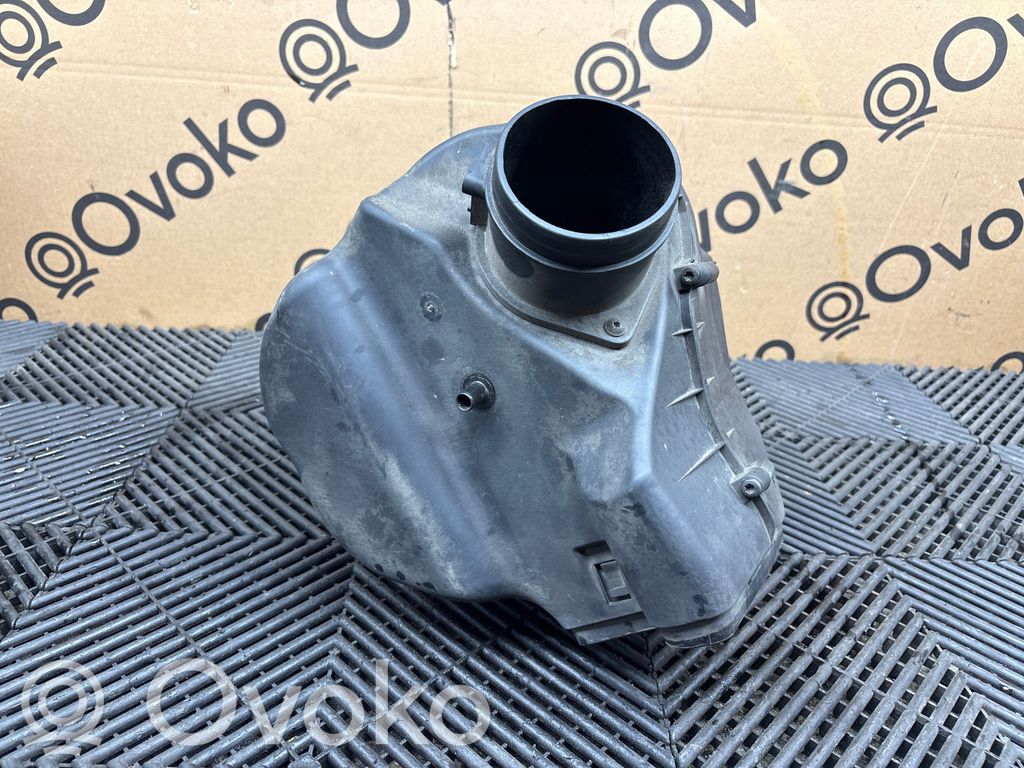 Audi A8 S8 D4 4H Ilmansuodattimen kotelo