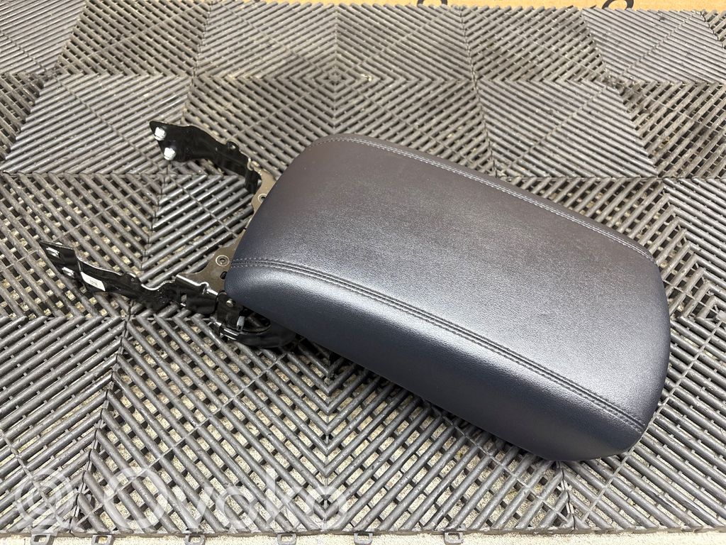 Accoudoir   V06JA,R41319,GT4BR04604A