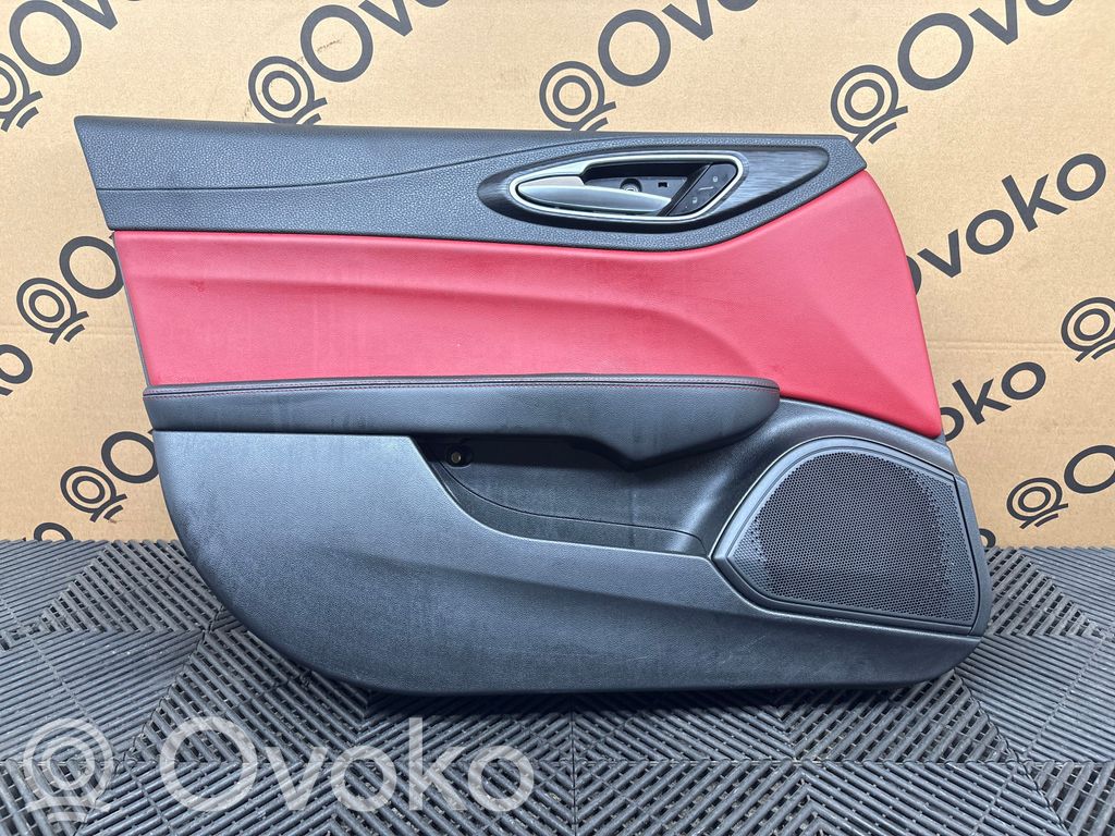 Alfa Romeo Giulia Rivestimento del pannello della portiera anteriore