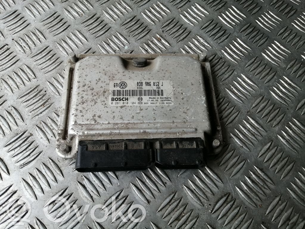 Volkswagen Golf IV Unitate/modul de control motor 