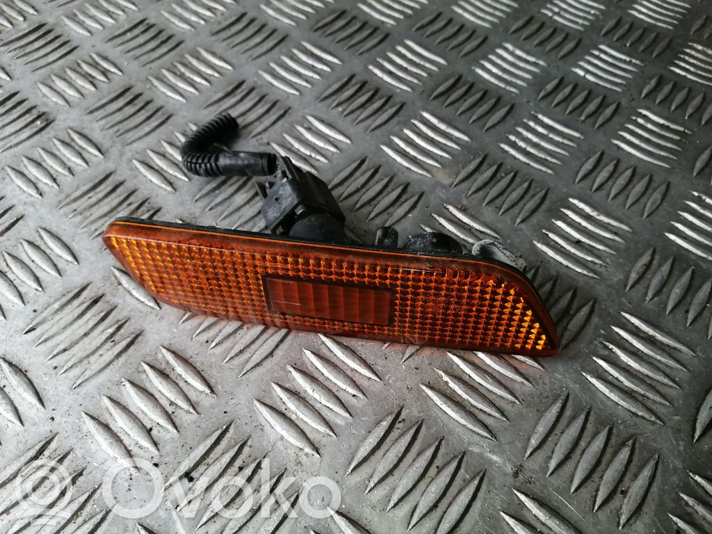 Volvo S80 Front bumper turn signal 